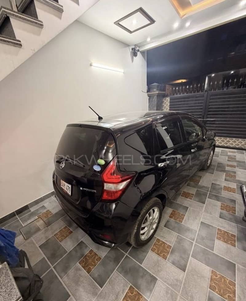 Nissan Note E Power 2017 4