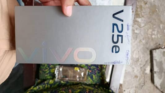 Vivo V25e