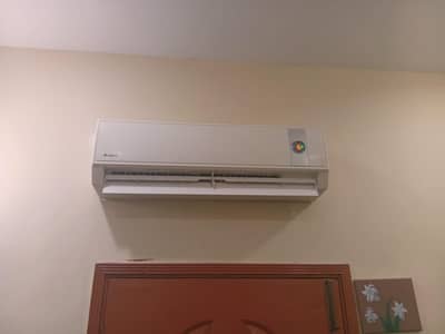 1.5 ton gree non invertor 18000 btu