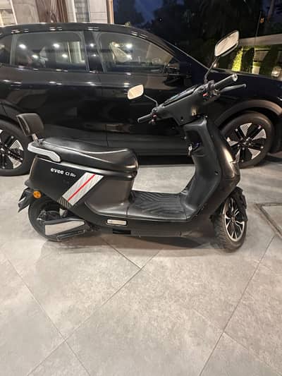 Evee C1 Air Electric Scooty 2024 Model | Electric Scooty