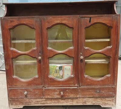 2 items for sell for contact 03168577331