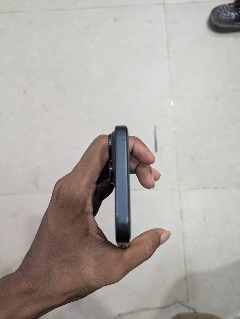 Apple iPhone 15 1