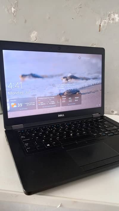 Intel  Core i7-7600U CPU 2.80GHz 2.90 GHz