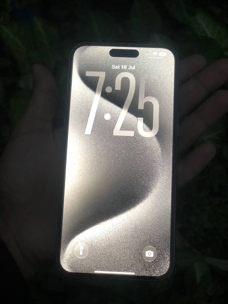 Apple iPhone 15 pro max Narural Titanium 0