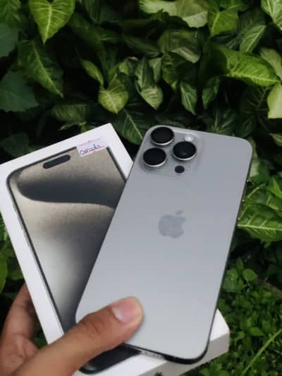 Apple iPhone 15 pro max Narural Titanium