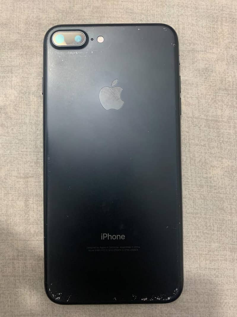 Apple iPhone 7 Plus 1
