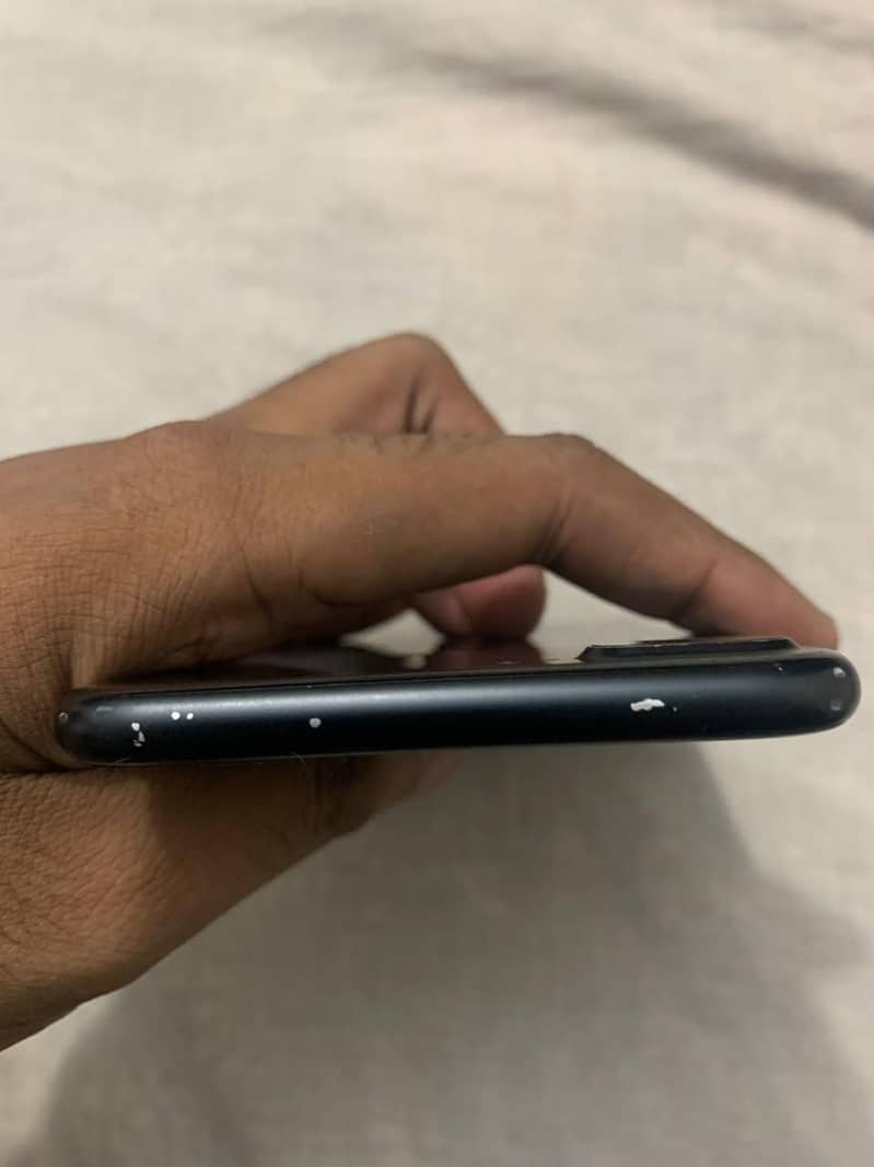Apple iPhone 7 Plus 4