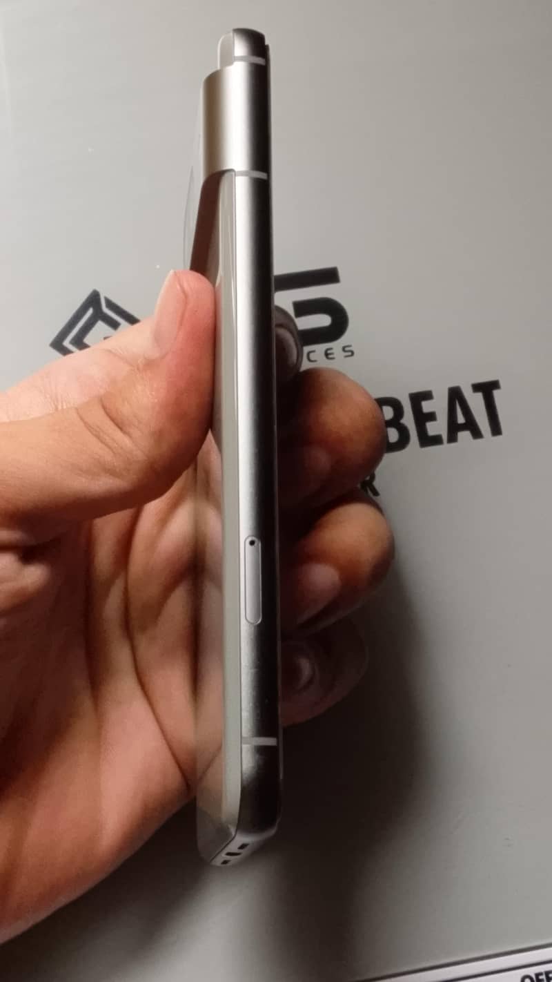 Google pixel 8 2