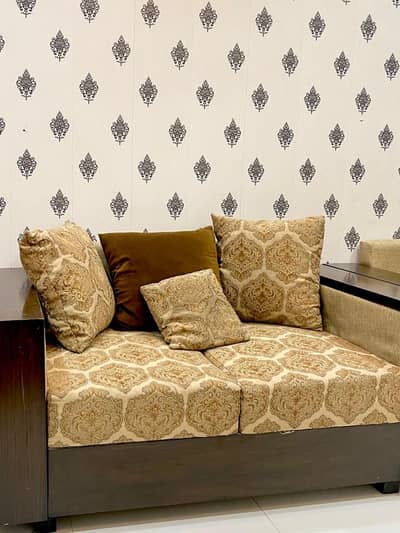6 seater sofa for sale
