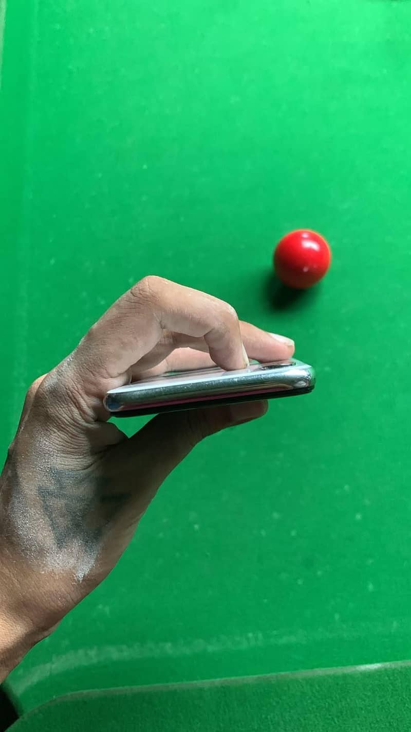 Apple iPhone X 5