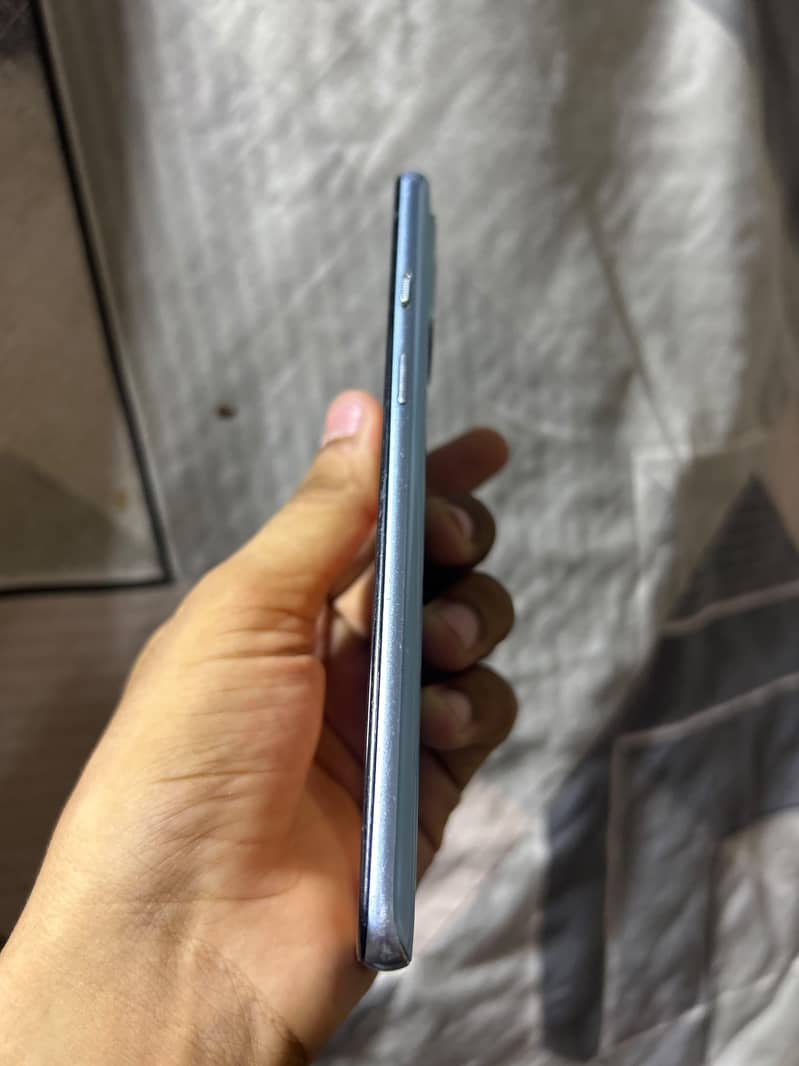 One Plus 9R 7