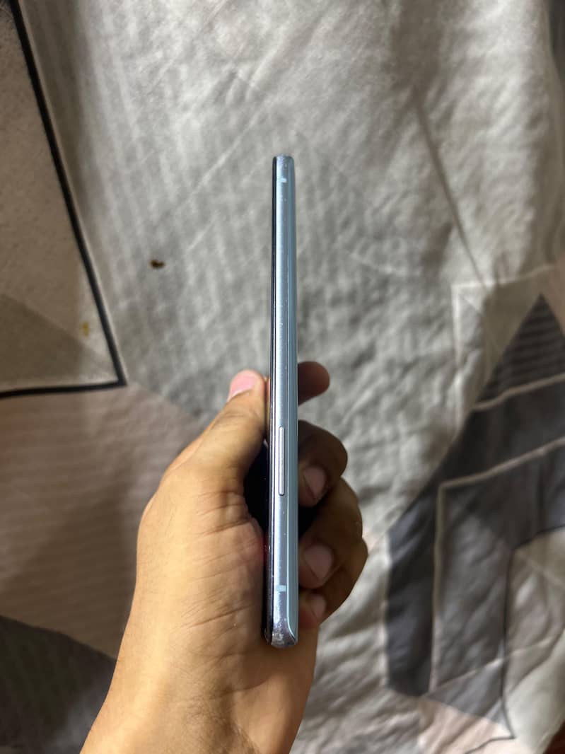 One Plus 9R 11