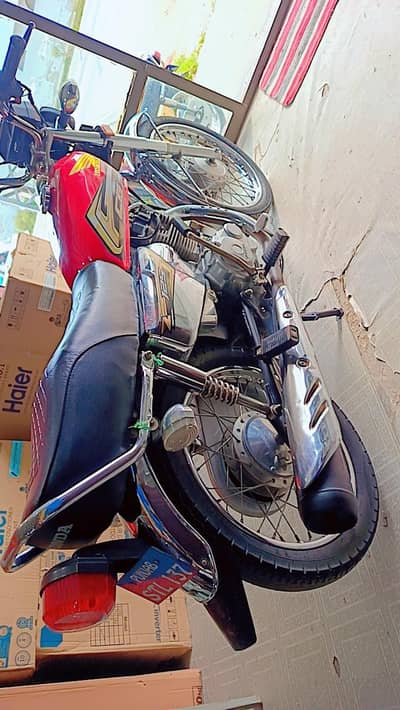 Honda 125 self start
