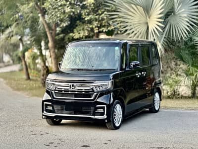 Honda N Box Custom 2021