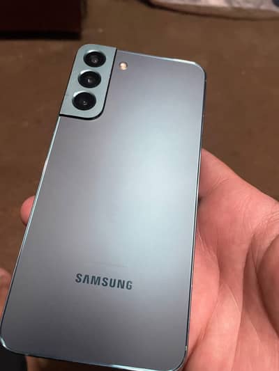 Samsung Mobile S22 Plus