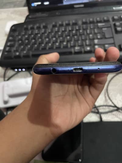 Samsung Galaxy A10 Non pta  2/32 panel change. Front Camer ma Dast
