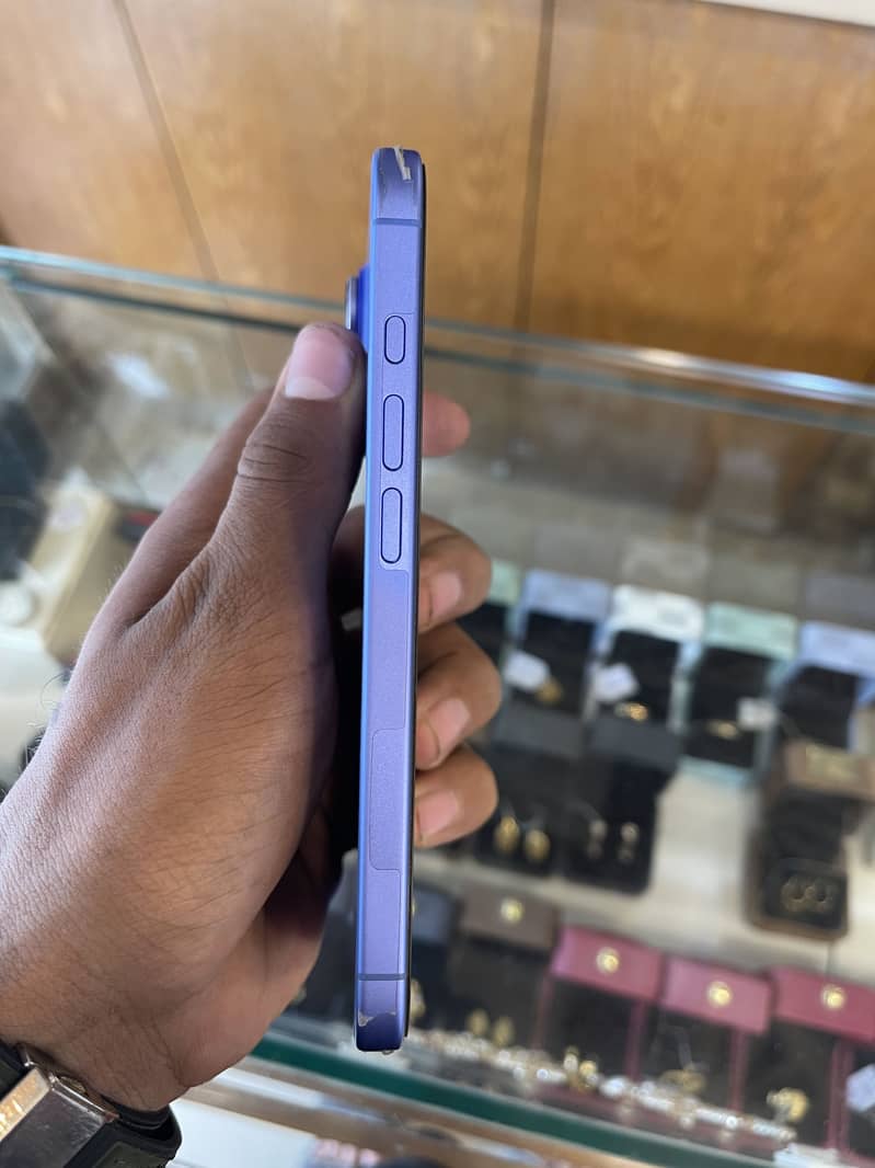 Iphone 16 4