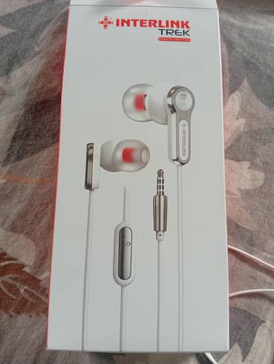 interlink premium earphones