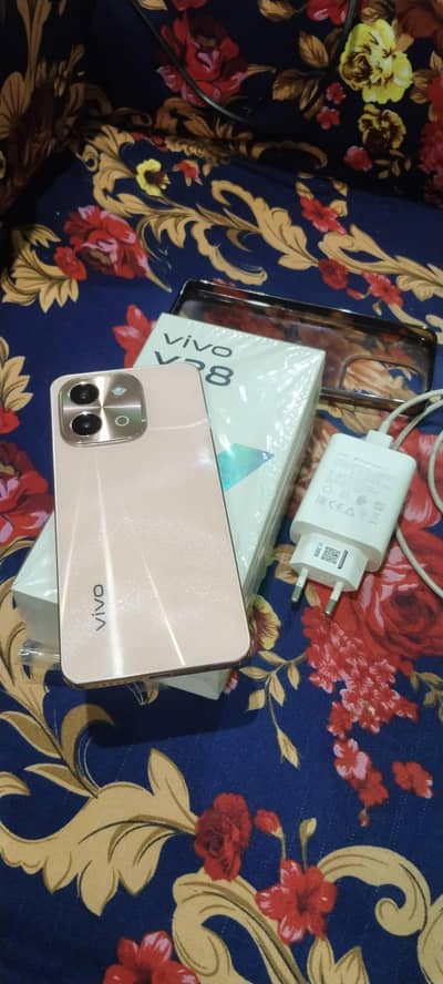 Vivo Y28 very good condition with accessory