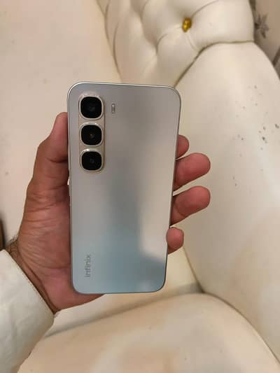 Infinix Hot 60 Pro