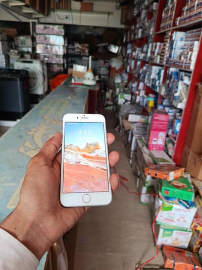 Apple iPhone 7