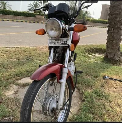 one hand use bike gd 110 suzuki