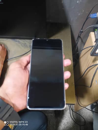 Vivo Y04