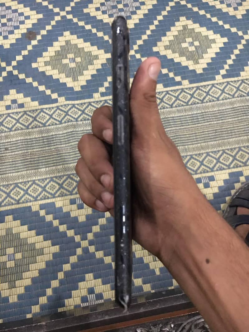 Apple iPhone 7 Plus 4