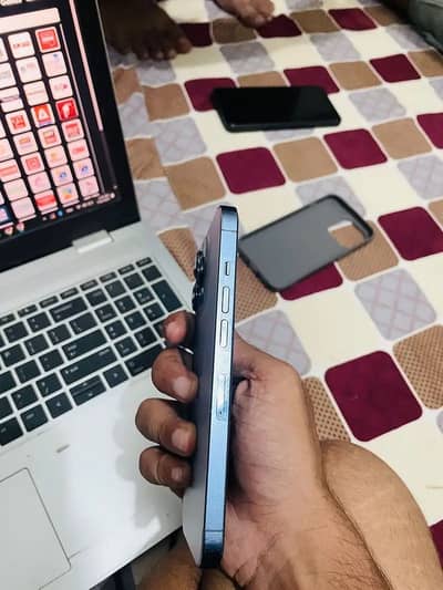 iPhone XR converted into iPhone 13 pro
