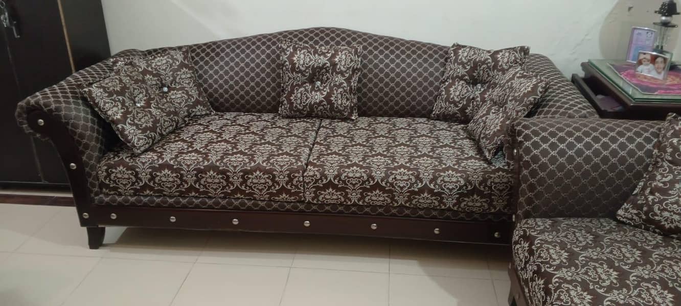 Sofa Set With Setty 2