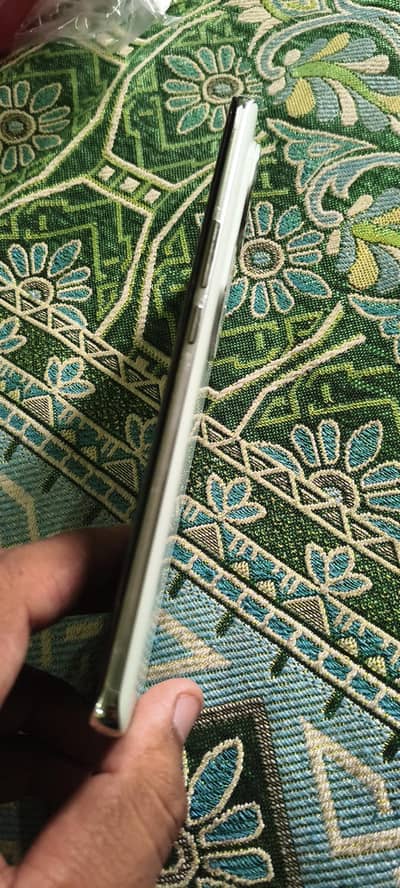 Vivo V40e 8/256 10/10 Condition With Box Charger