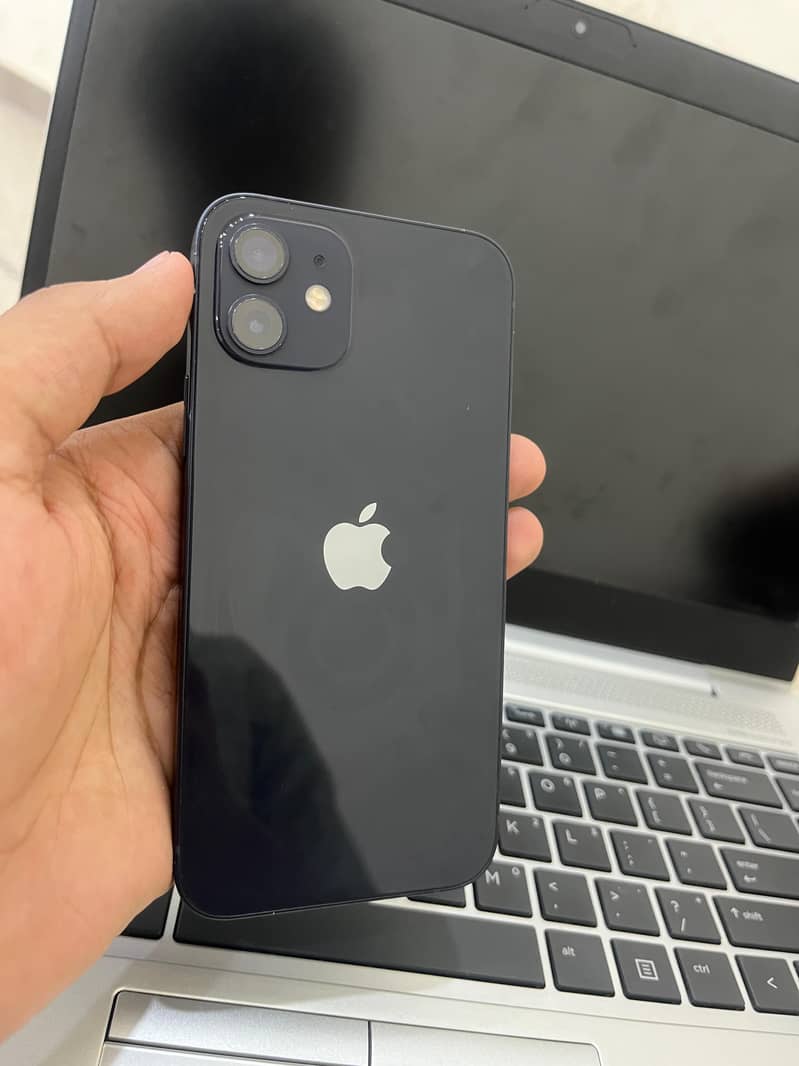 Apple iPhone 12 0
