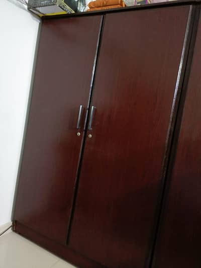 2 door wardrobe