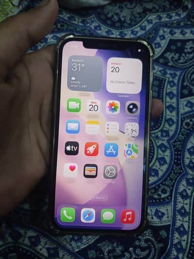 Apple iPhone 12