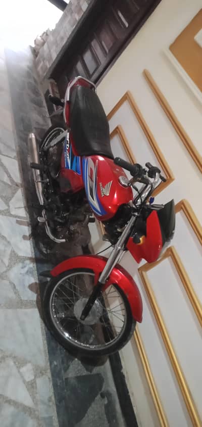 HONDA CD 70 DREAM