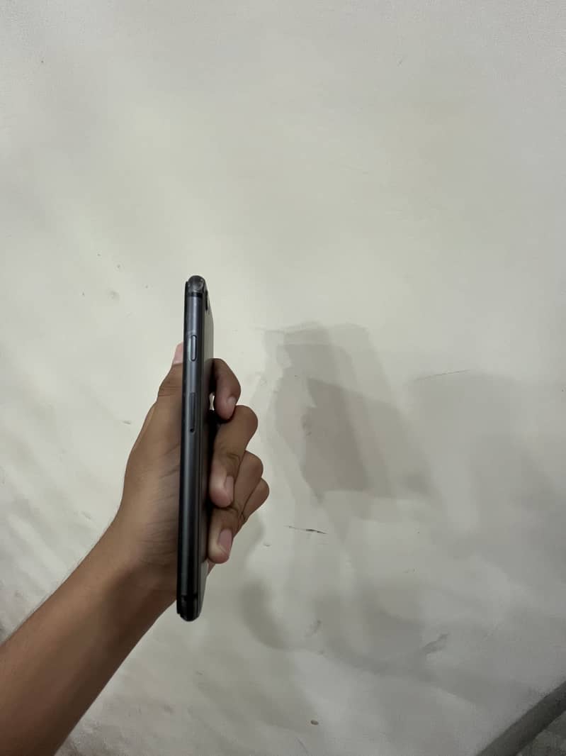 Apple iPhone 8 2
