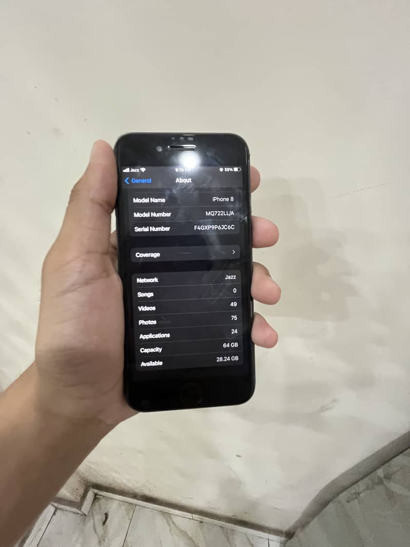 Apple iPhone 8 3