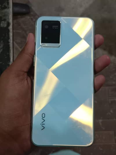 Vivo Y21