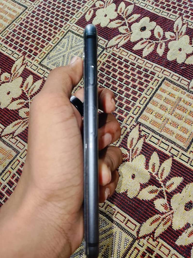 iPhone 8 1