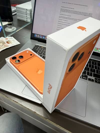 17 pro max 2TB orange open never used