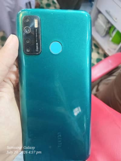 Tecno CAMON 15