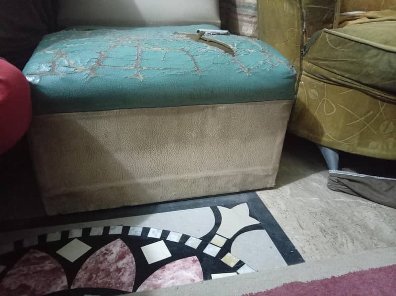 single seater sofa 1