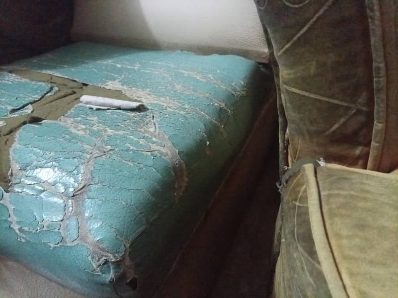 single seater sofa 2