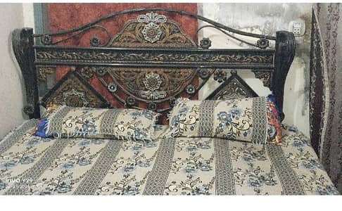 iron double bed