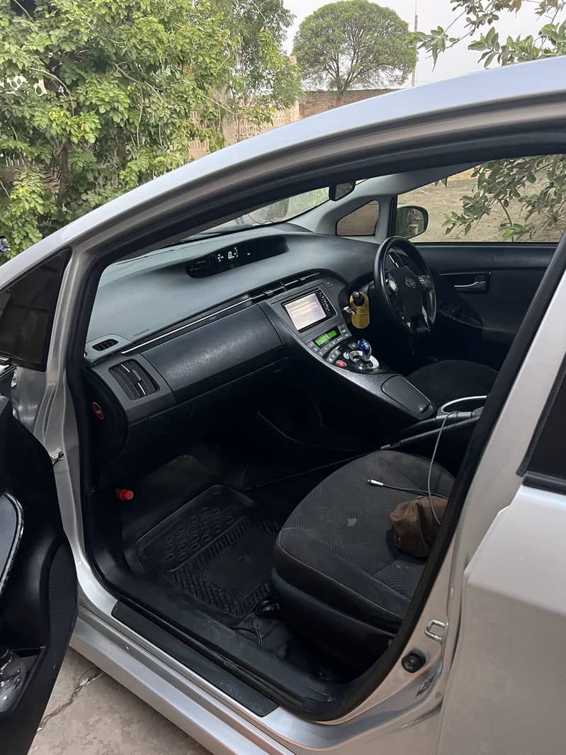 Prius 10