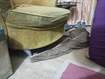 Single Green lounge chair