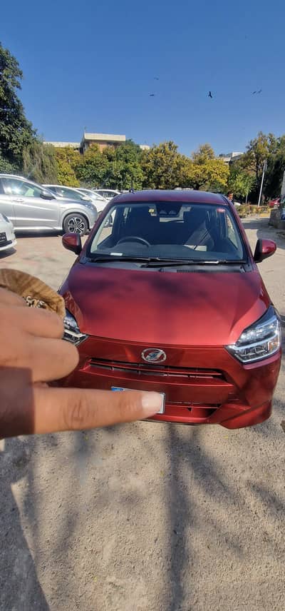 Daihatsu Mira 2022
