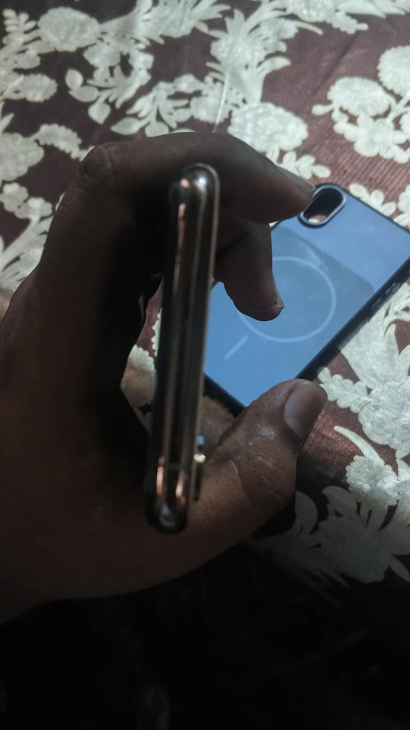 Apple iPhone X 1