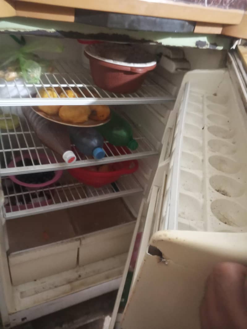 fridge 0