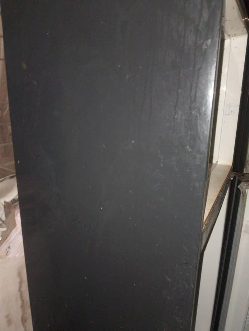 refrigerator 3